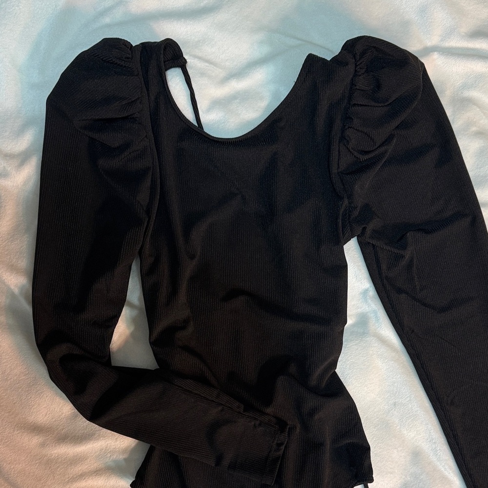 Astr The Label x Revolve Women’s Black Bodysuit with Puff Sleeves Open Back XS